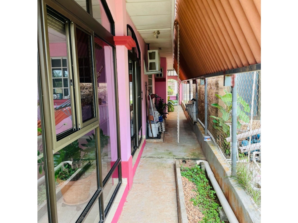 Venta de casa amoblada en Urb. Los Perales - Monagrillo - 5