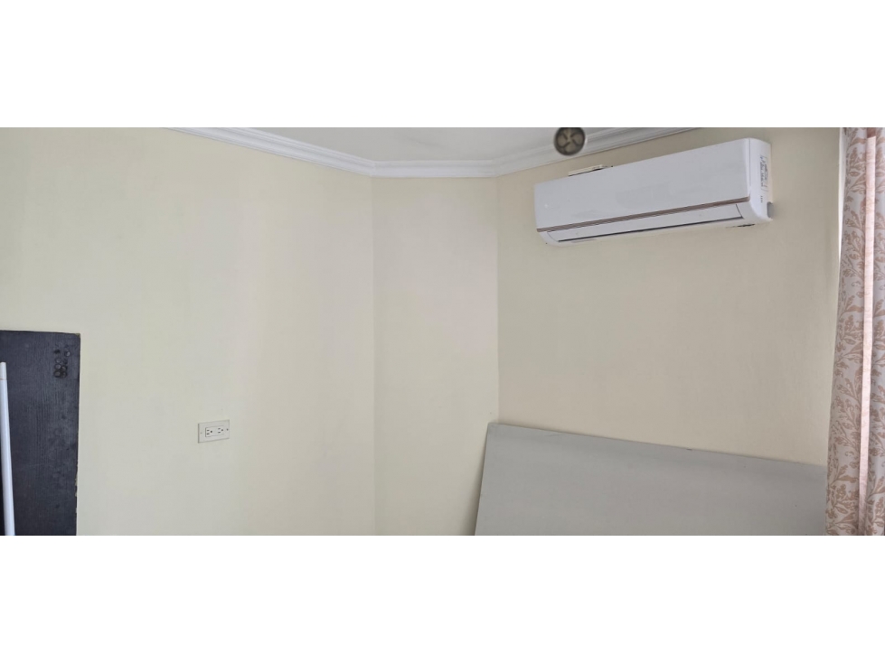 Venta de apartamento en Parque del Este, Campo Limberg. MY - 3