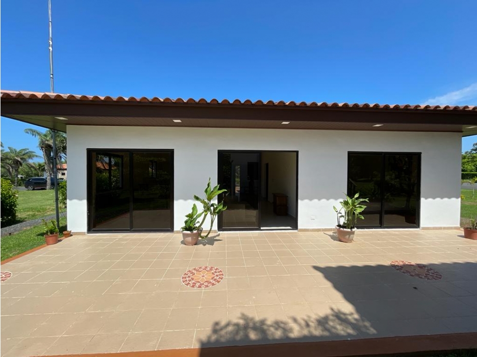 Alquiler de casa de playa en Andromeda, Pedasí. EL - 3