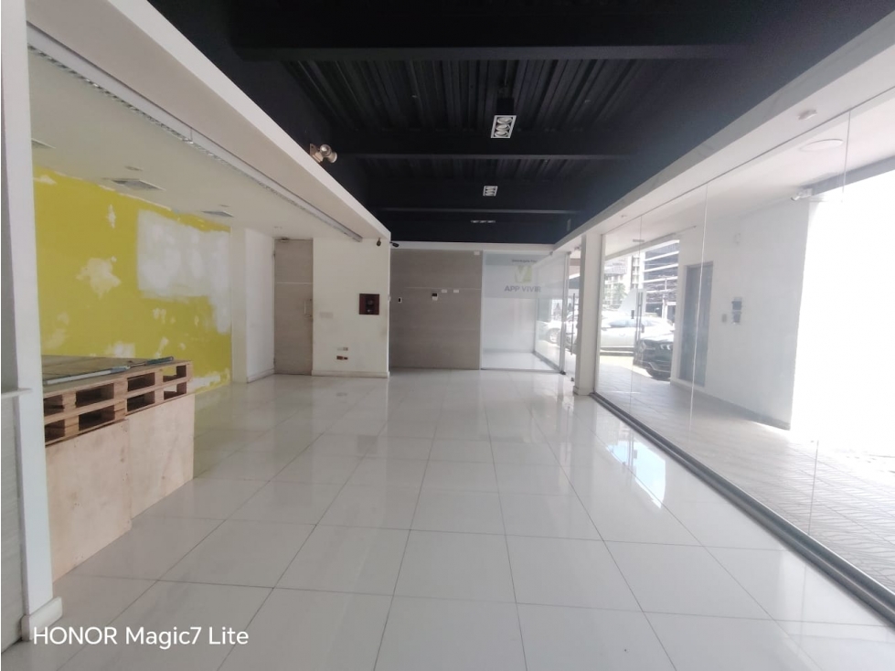 Alquiler de local en planta baja, PH 23 - Obarrio