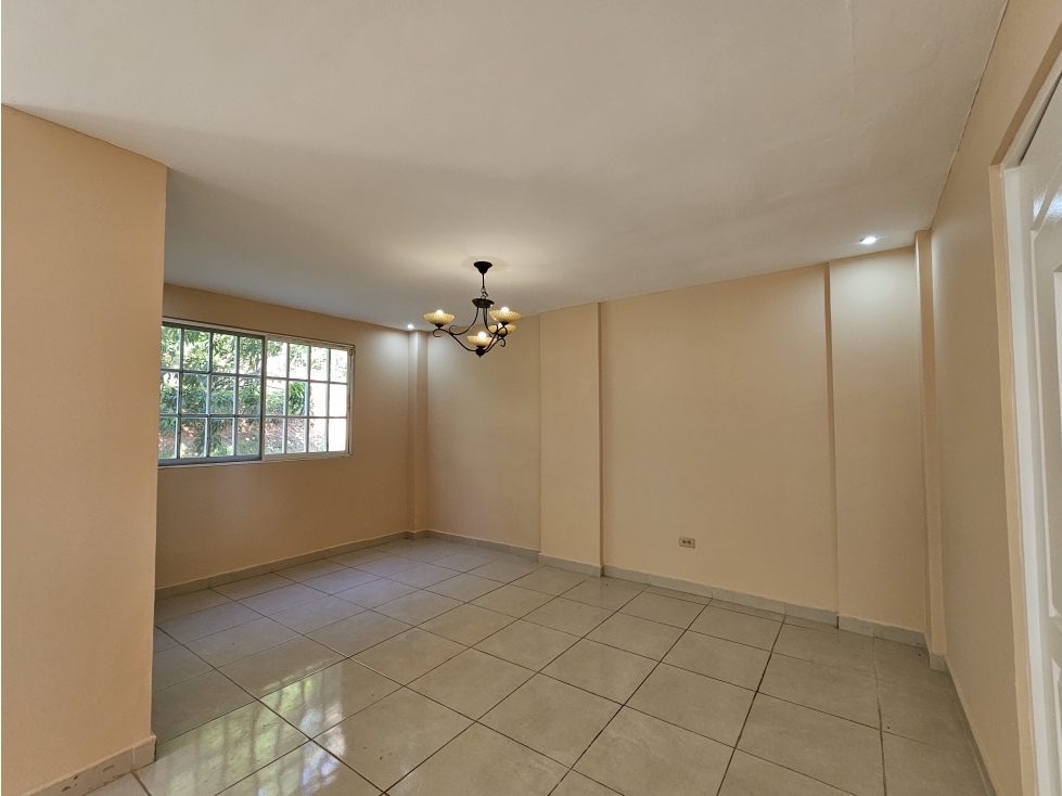 Alquiler de casa en Villas del Golf, Chitré - 5