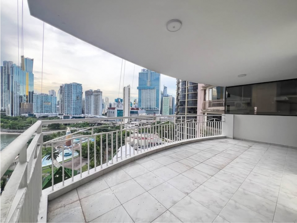 Venta de apartamento en PH Perla del Pacífico, Punta Paitilla. MY