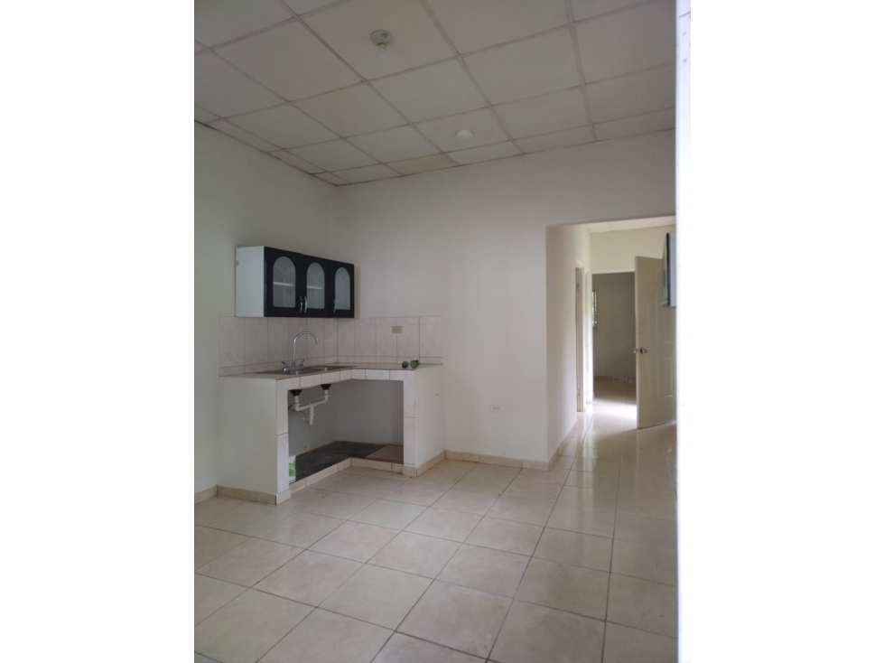 Venta de terreno con casa en Cantarrana, Chitré - 4