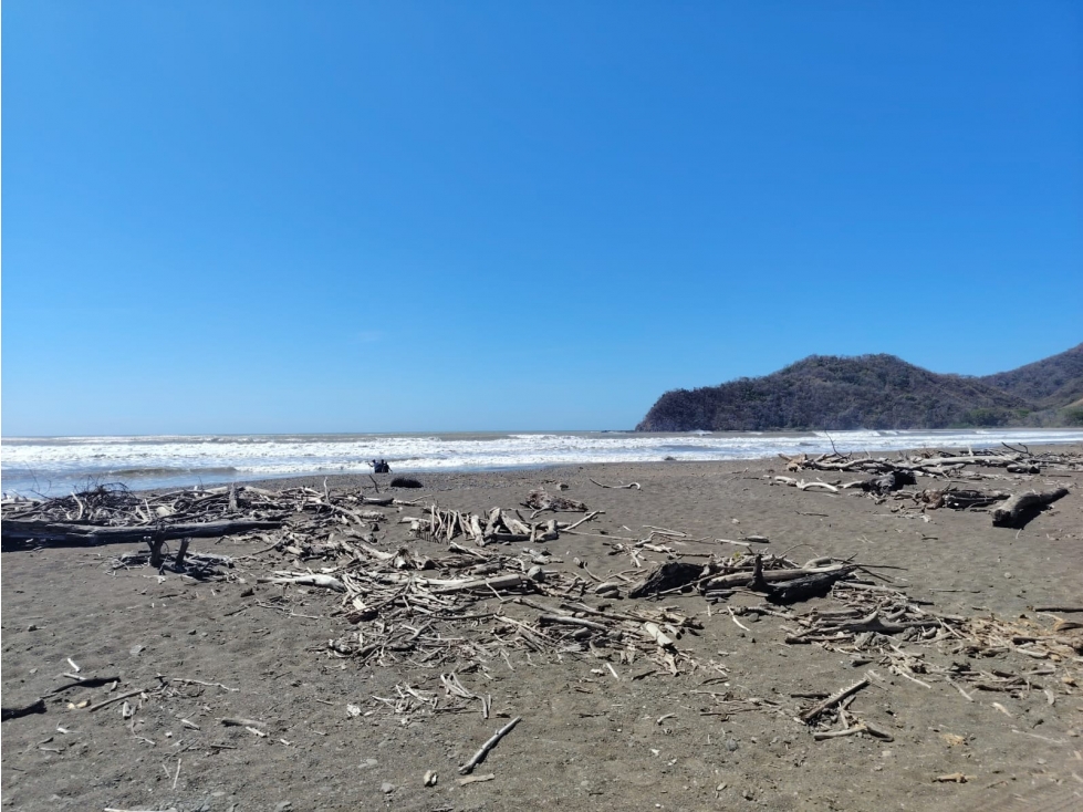 Terreno en venta en Playa Guánico, Tonosí A pasos del mar - 2