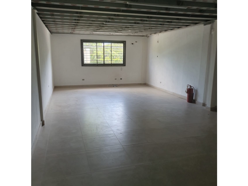 Alquiler de local en Plaza Decogaleri Piso 1. Parque Lefevre — foto 4