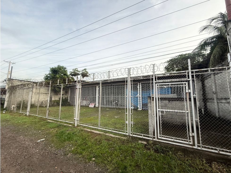 Venta de local comercial en Felipillo,