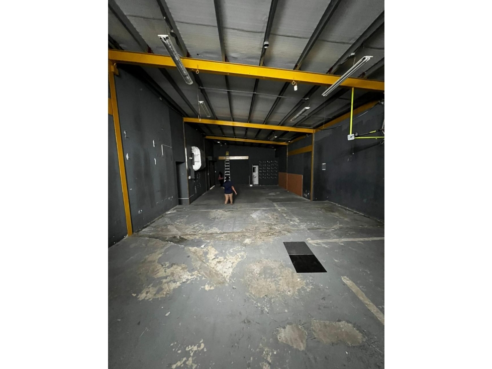 Alquiler de galera en San Francisco 200 m²