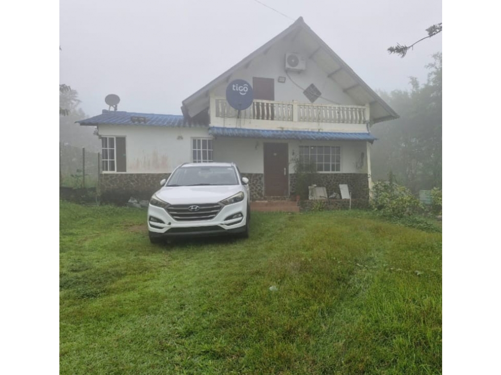 Venta de Casa de Campo en Los Altos, Cerro Azul