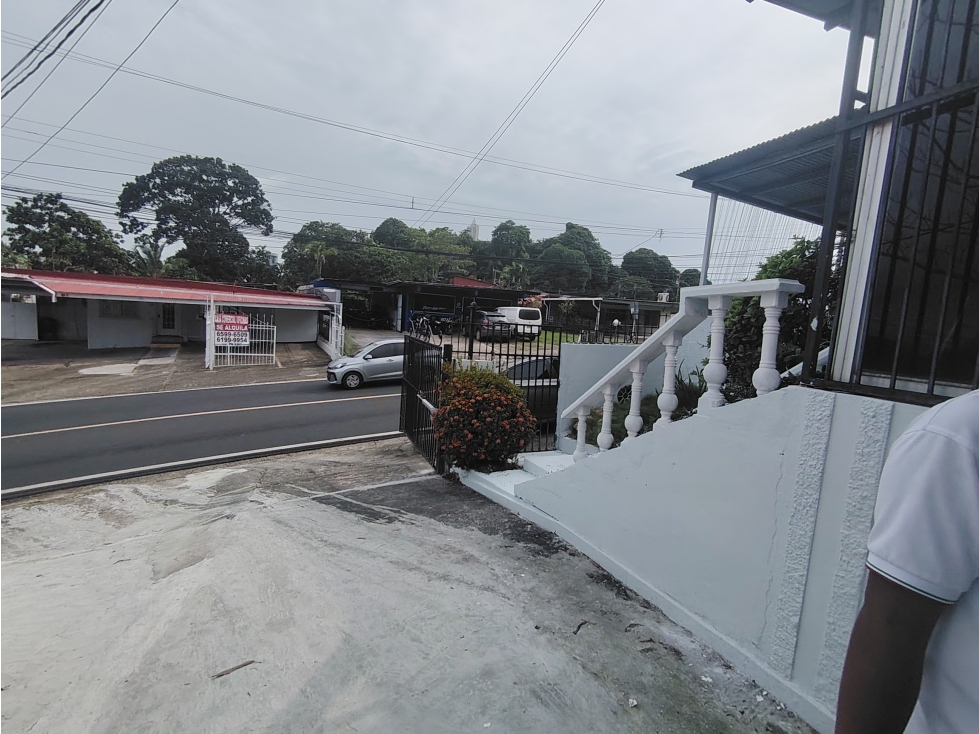 Venta de casa comercial en Altos de Betania. EAR — foto 3