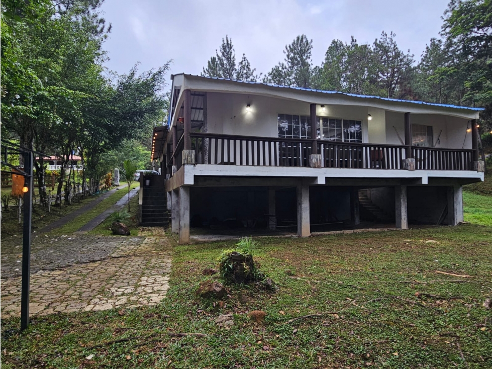 Venta de casa en Altos de Cerro Azul. MY - 3