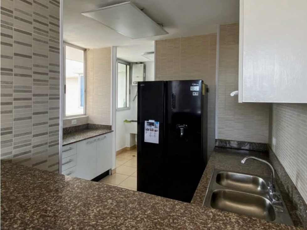 Alquiler de apartamento en PH Ecco Tower, Carrasquilla. EL — foto 3