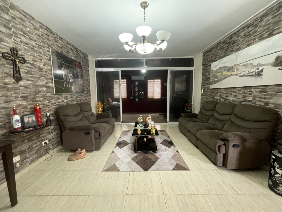 Venta de casa en Villas de Cerro Lindo, San Miguelito - 6