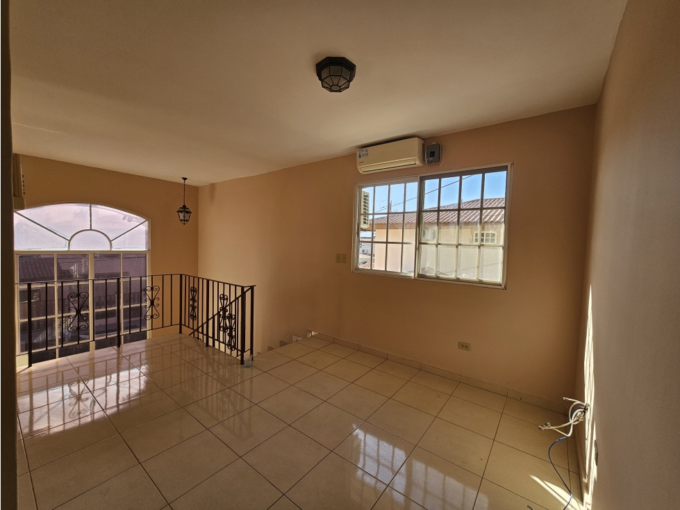 Alquiler de casa en Villas del Golf, Chitré - 4