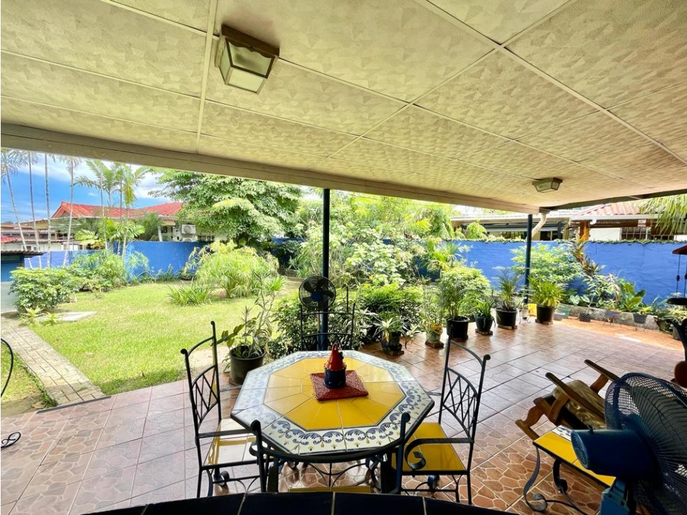 Venta de Casa en Las Cumbres. - 3