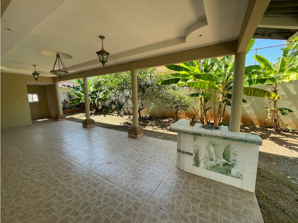 Se vende casa en Mirador del Bosque en Las Tablas - 3