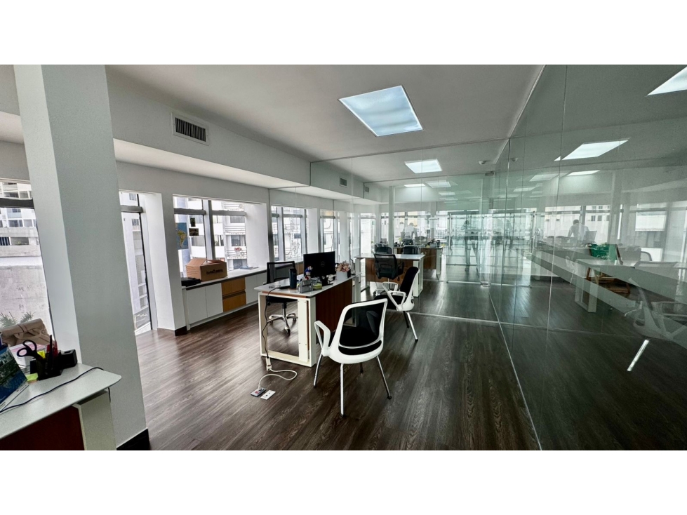 Venta de Oficina con vista al mar en Torre BAC, Avenida Balboa. — foto 4