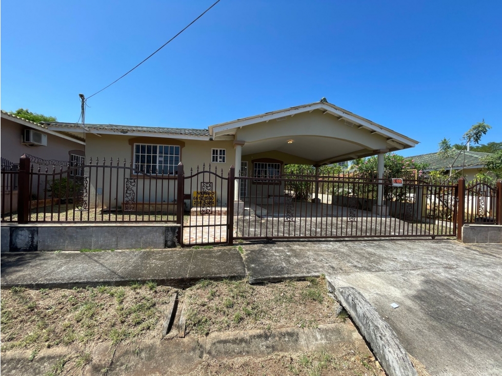Se vende casa en Mirador del Bosque en Las Tablas - 1