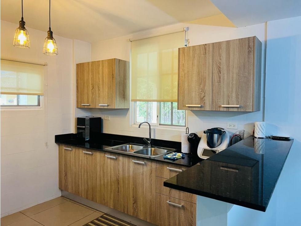Venta de Casa en Villas del Golf Chitré - 3