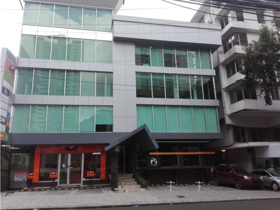 Alquiler de oficinas en PH Neo Plaza, El Cangrejo. LM