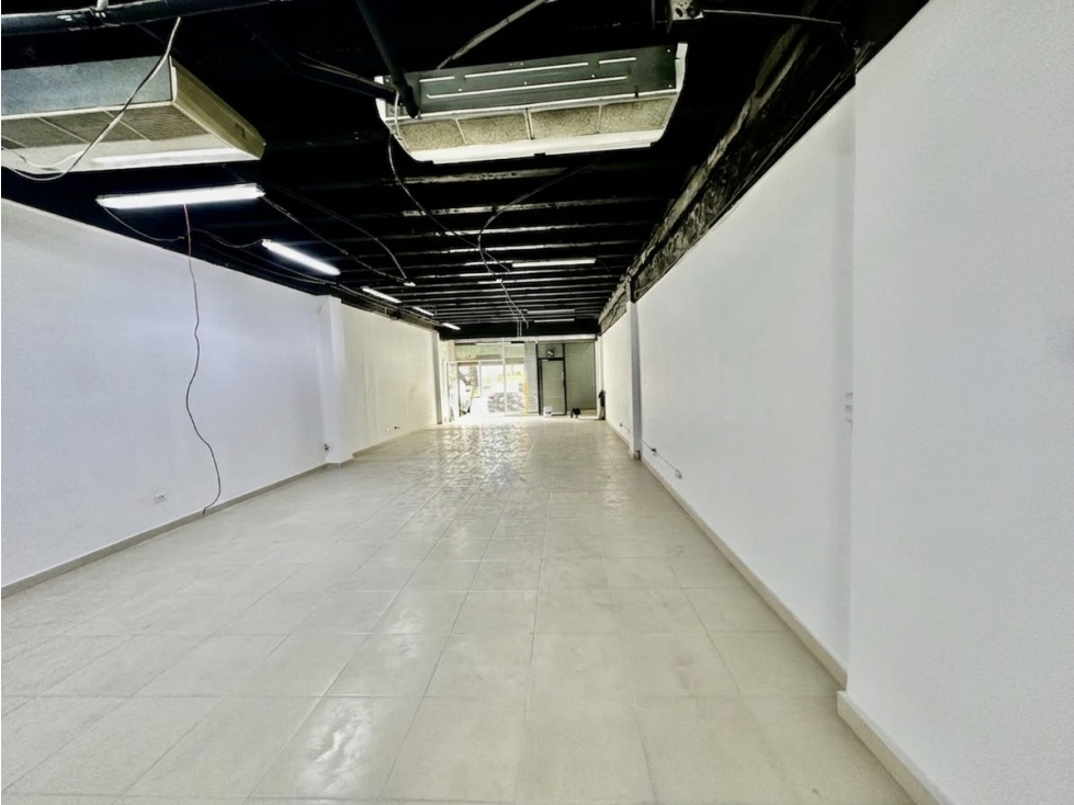 Alquiler de local comercial en Plaza Inca, Av. Manuel Espinoza. YP