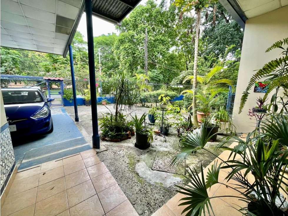 Venta de Casa en Las Cumbres. - 5