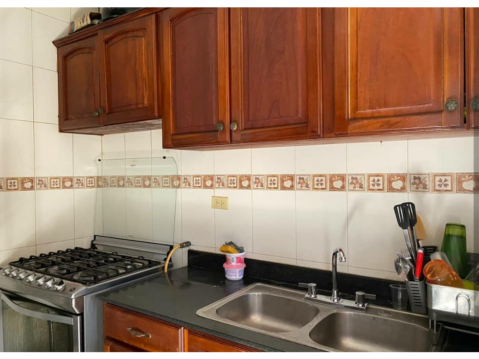Venta/Alquiler de casa en Residencial Villas del Golf, Chitré - 4