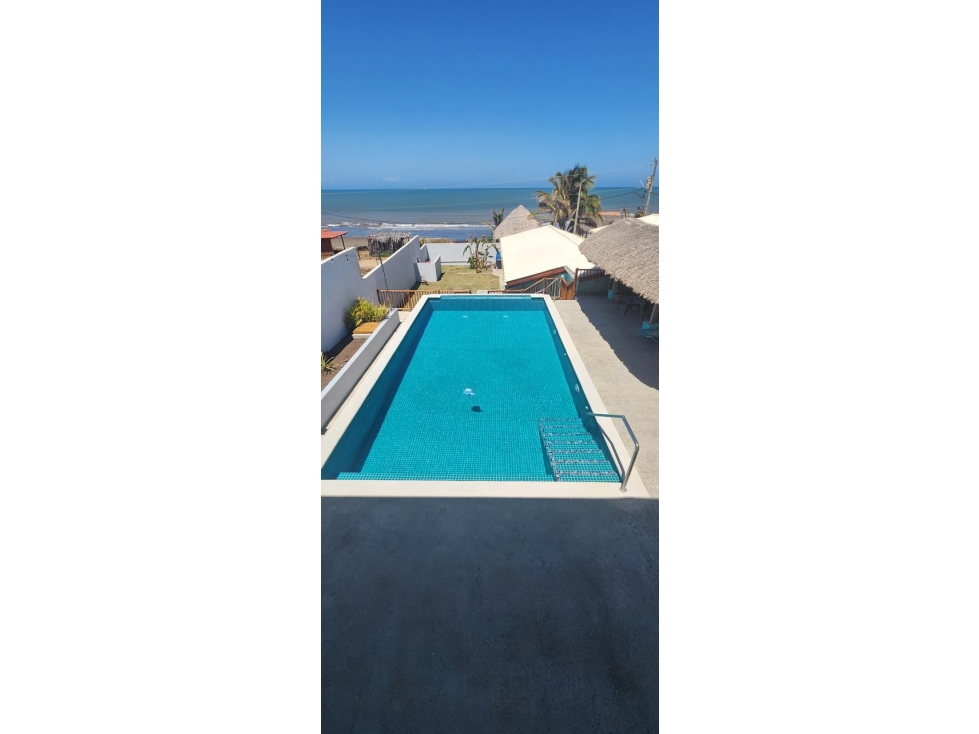 Venta de casa frente al mar en Playa Uverito - 4