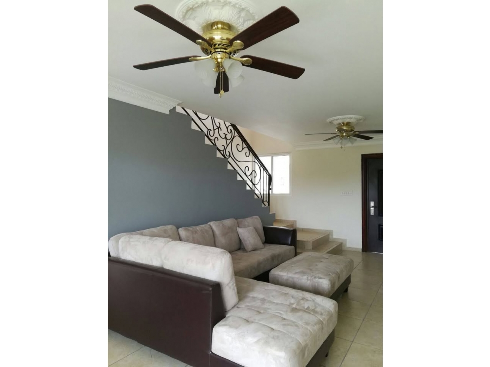 Alquiler de casa en PH Brisas Village, Brisas del Golf. MY — foto 4