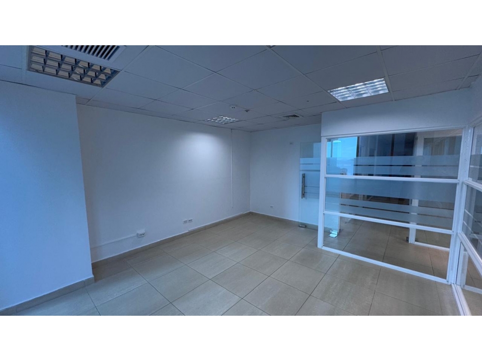 Alquiler de oficinas en Ocean Business Plaza, Torre Banesco - 4
