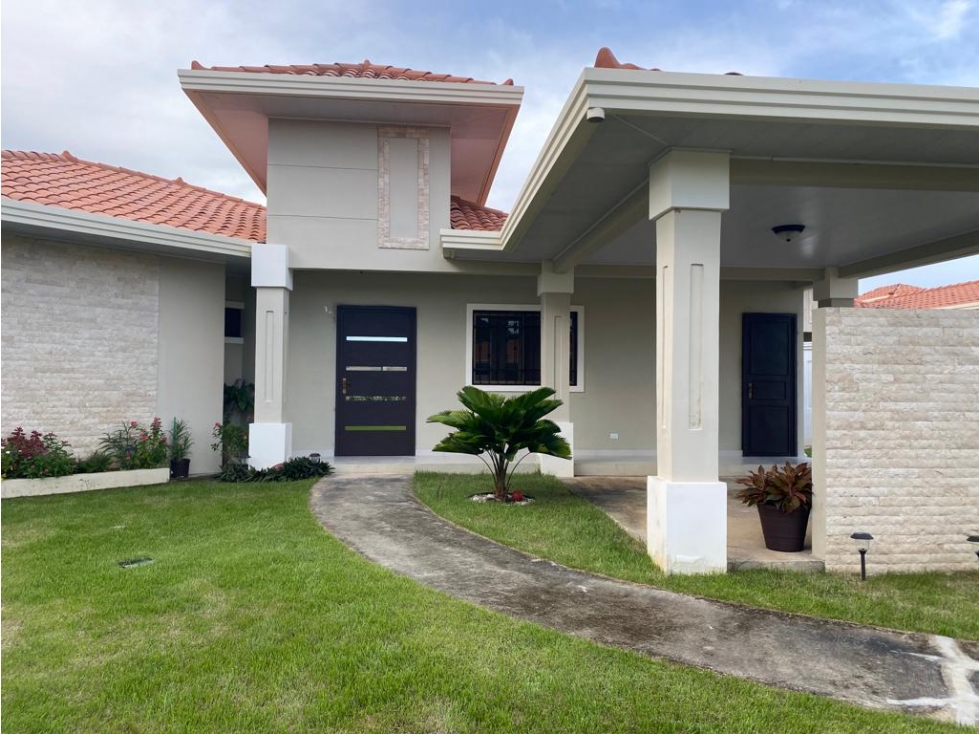 Alquiler de casa en Tagua Village, Chitré — foto 2