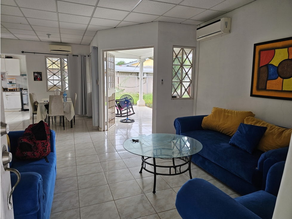 Se alquila casa amoblada en Brisas de los Guayacanes, Chitré - 4
