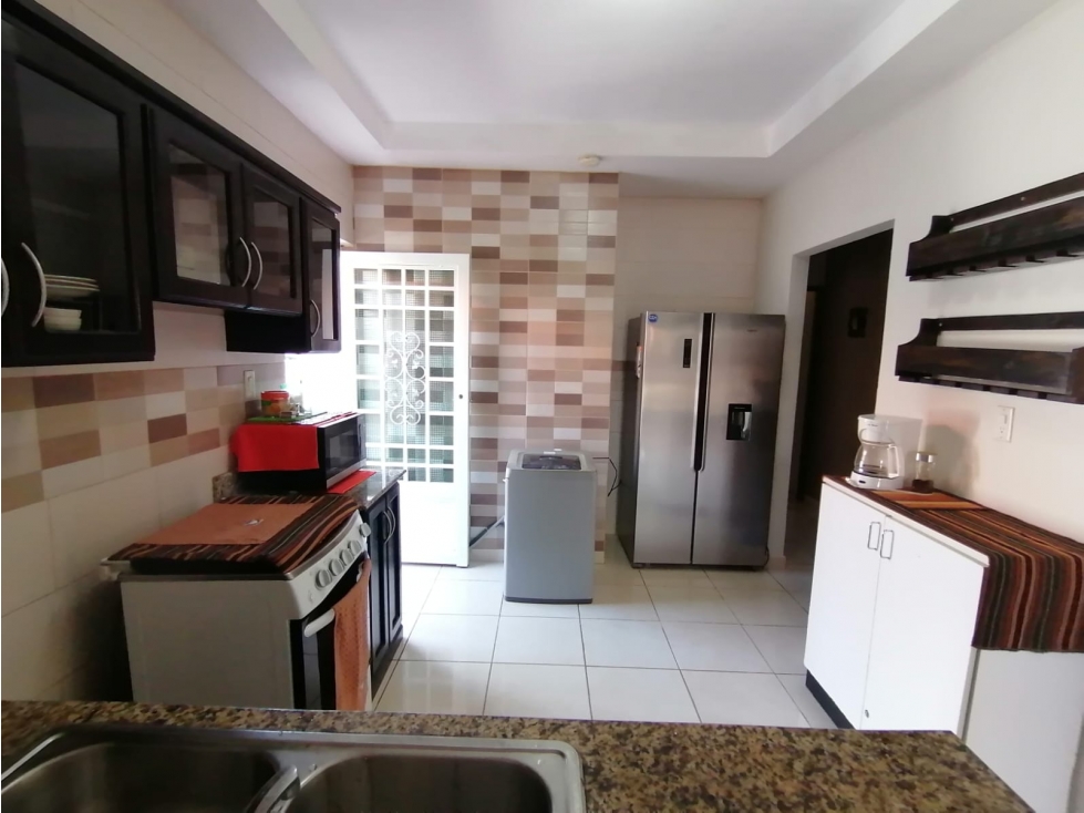 Alquiler de casa amoblada en La Arena, Chitré - 3