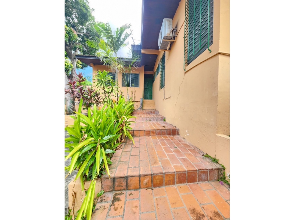 Venta de Casa en Altos de Betania Lote de Esquina — foto 2