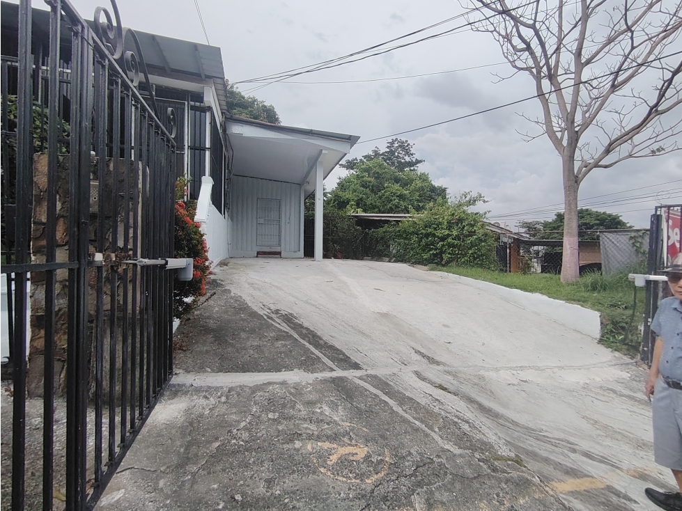 Venta de casa comercial en Altos de Betania. EAR — foto 5