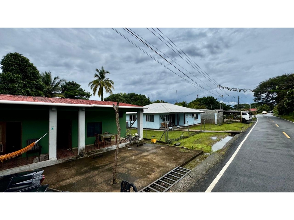 Venta de casa en el centro de Pedasí. - 4