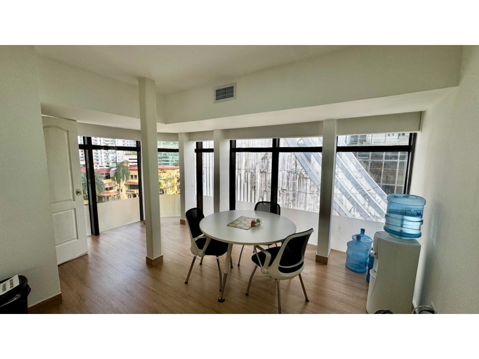 Venta de Oficina con vista al mar en Torre BAC, Avenida Balboa. — foto 5