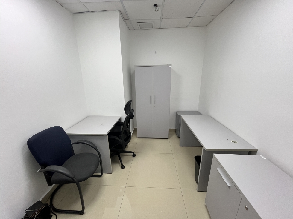 Alquiler de oficina en Ocean Business Plaza, Marbella — foto 6