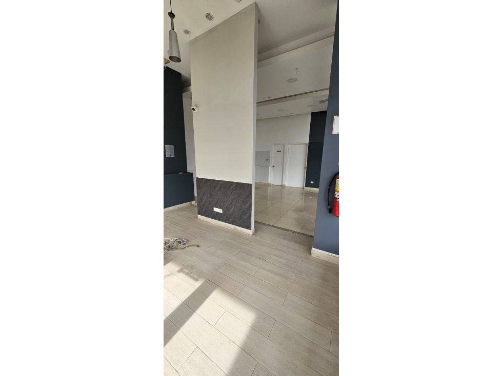 Alquiler de local en Plaza Signature, Brisas del Golf — foto 4