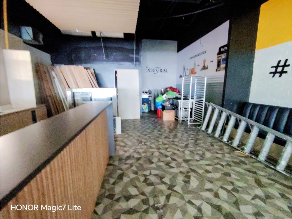 Alquiler de locales comerciales en Strip Mall, San Francisco — foto 6