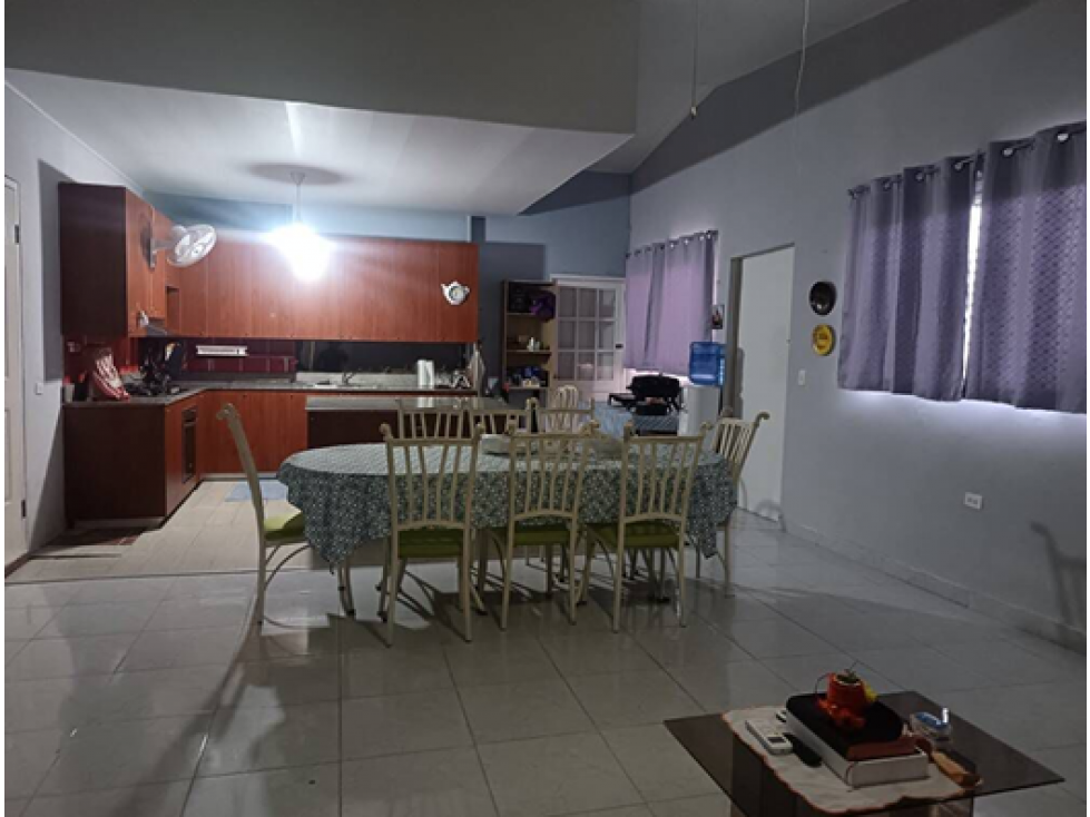 Venta de casa con piscina en Las Uvas, San Carlos. MY — foto 6