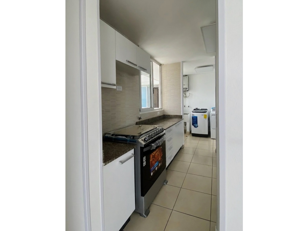 Alquiler de apartamento en PH Ecco Tower, Carrasquilla. EL — foto 2
