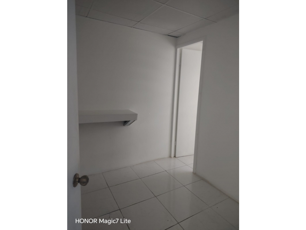 Alquiler de oficina en Edificio Beta Continental, Obarrio — foto 6
