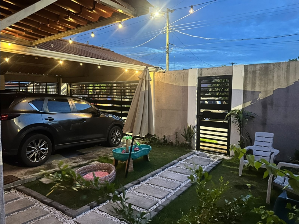 Venta de casa en Tocumen, Buena Vista. MY - 4