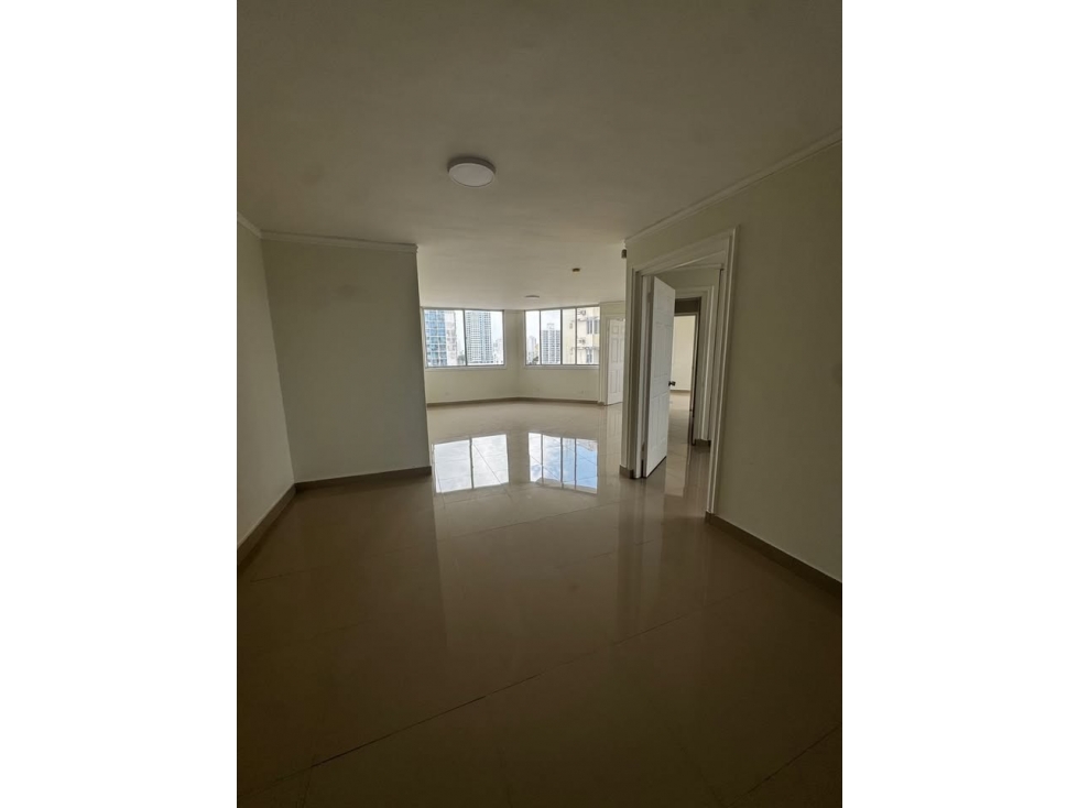 Venta de apartamento en PH Brisas del San Fernando, Vía España. MY