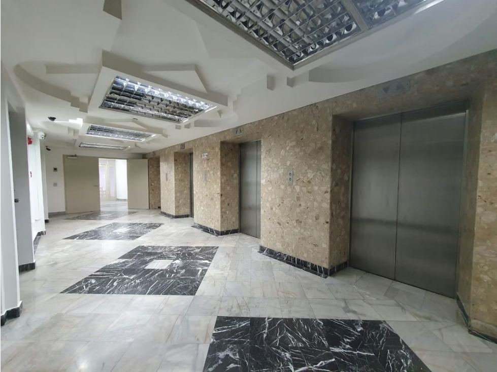Alquiler de oficina en Torre BAC, Ave. Balboa. EL - 6