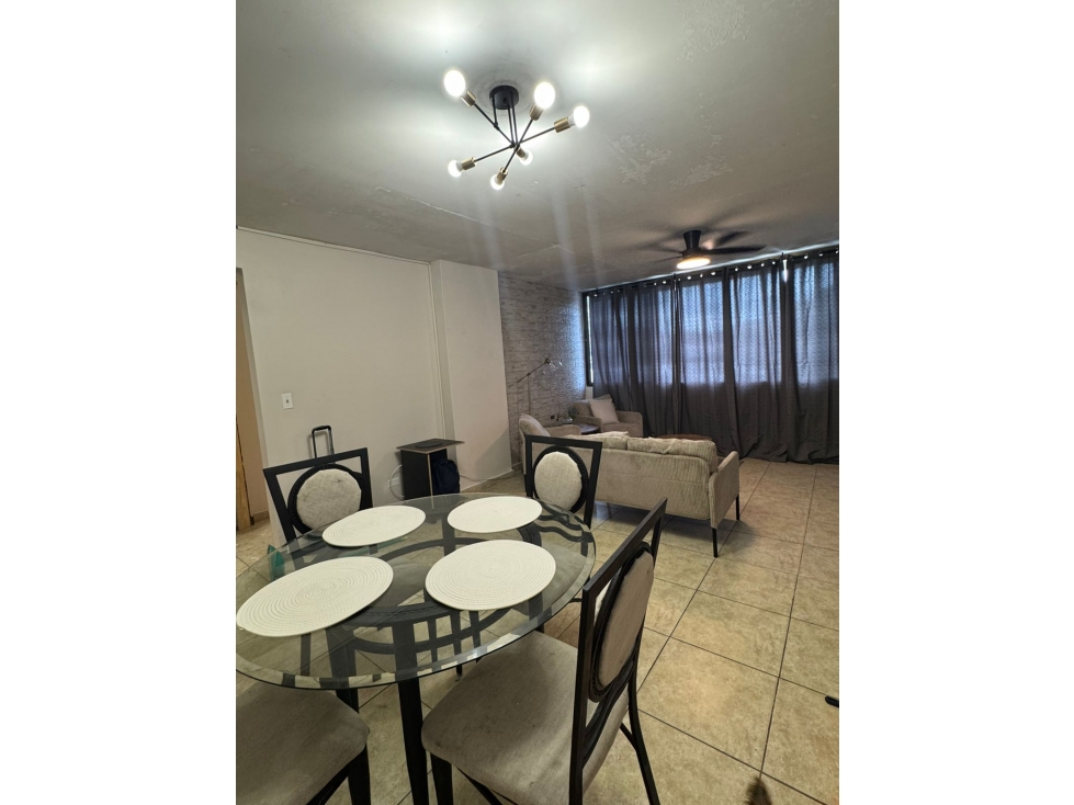 Alquiler de apartamento amoblado en PH Villa Medici, El Carmen