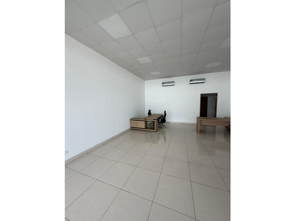 Local Comercial en Alquiler Centennial Plaza — foto 6