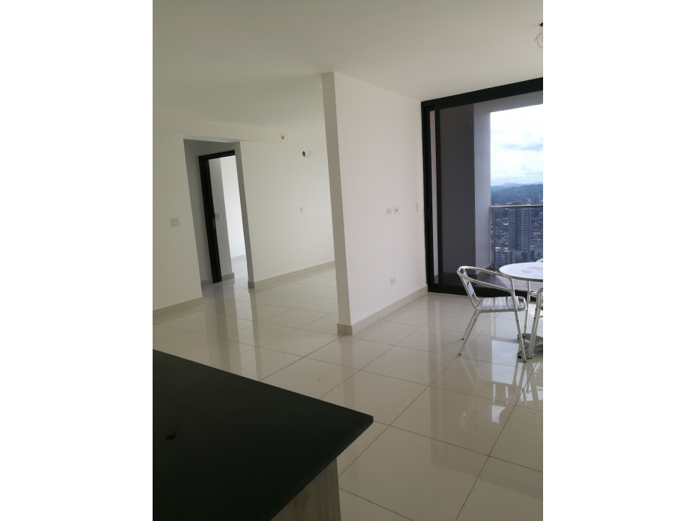 Venta de apartamento en PH Carreras, El Carmen — foto 5