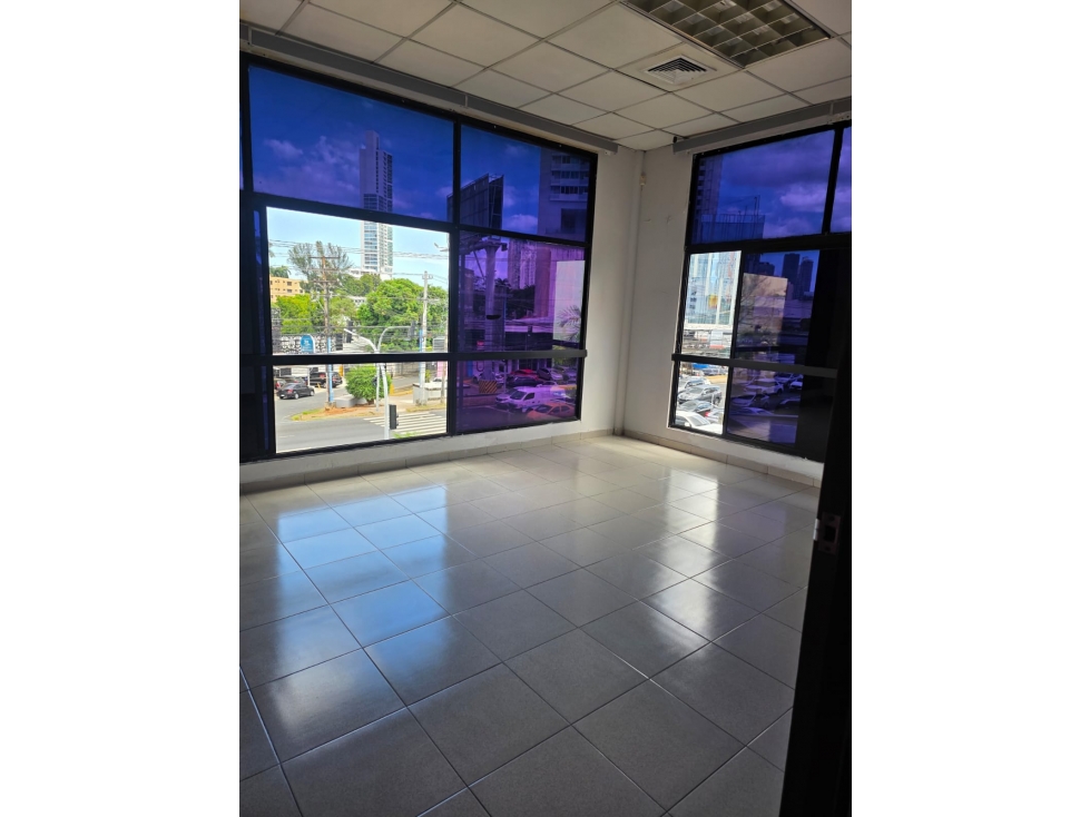 Venta de local comercial en Calle 50