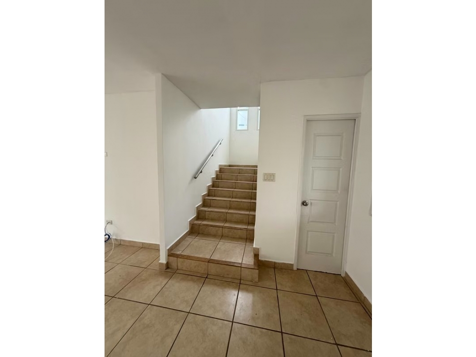 Casa en venta en PH Alpes, Brisas del Golf. MY - 4